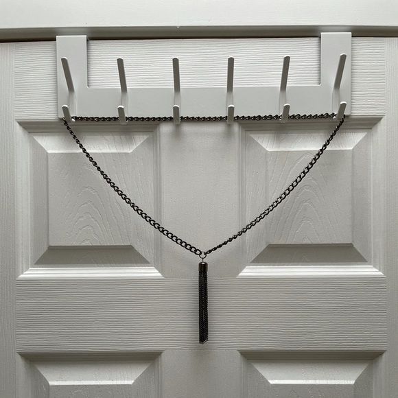 Banana Republic Metal Tassel Necklace - Picture 3 of 4